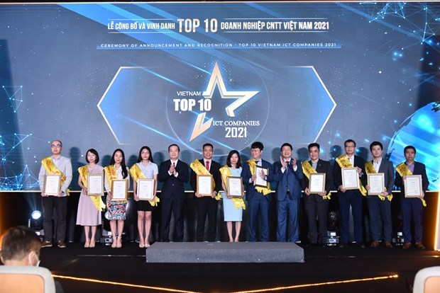 Vietnam honra a mejores empresas de tecnologia de la informacion en 2021 hinh anh 1
