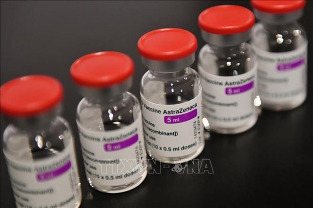 Letonia cedera a Vietnam 200 mil dosis de vacuna contra el COVID-19 hinh anh 1