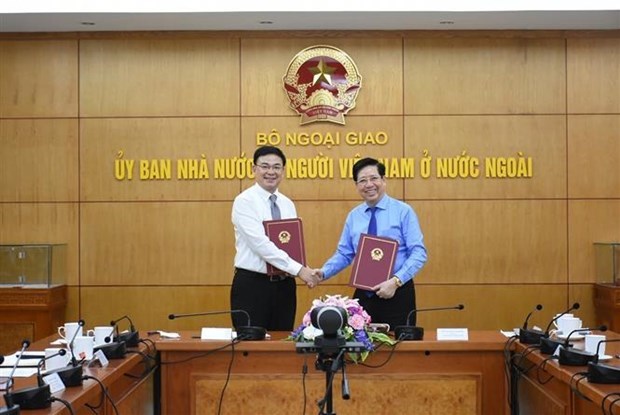 Empresarios vietnamitas en el exterior por incrementar aportes a promocion de marca nacional hinh anh 2