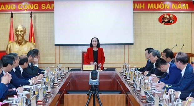 Exigen a diplomaticos vietnamitas en extranjero promover papel pionero en las relaciones exteriores hinh anh 1