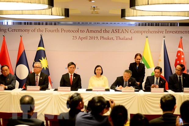 Vietnam aprueba Acuerdo de comercio de servicios de ASEAN hinh anh 1