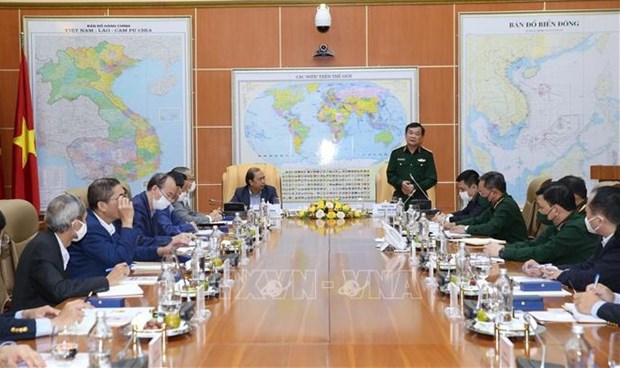 Viceministro vietnamita de Defensa recibe a jefes de las misiones representativas en el extranjero hinh anh 1