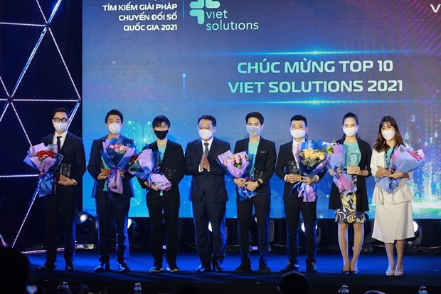 Entregan premios del concurso de soluciones para transformacion digital de Vietnam hinh anh 2