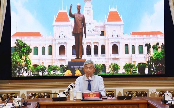 Ciudad Ho Chi Minh recupera paso a paso actividades socioeconomicas hinh anh 1