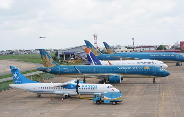 Grupo Vietnam Airlines reabre casi todas las rutas nacionales hinh anh 1