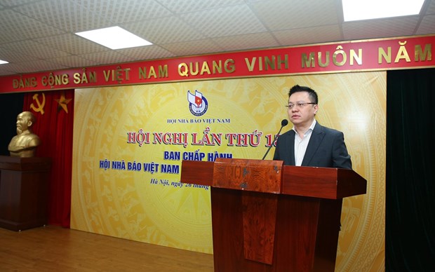 Le Quoc Minh asume el cargo de presidente de la Asociacion de Periodistas de Vietnam hinh anh 1
