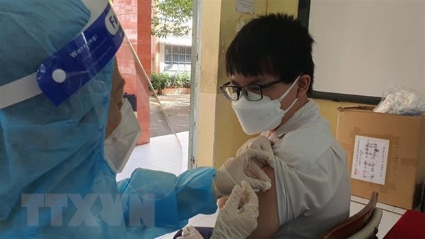 Provincia survietnamita inicia vacunacion contra el COVID-19 para ninos hinh anh 1