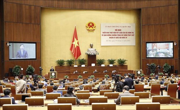 Asamblea Nacional de Vietnam trabaja por perfeccionar instituciones para el desarrollo hinh anh 1