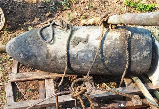 Detectan dos bombas remanentes de la guerra en provincia vietnamita hinh anh 1