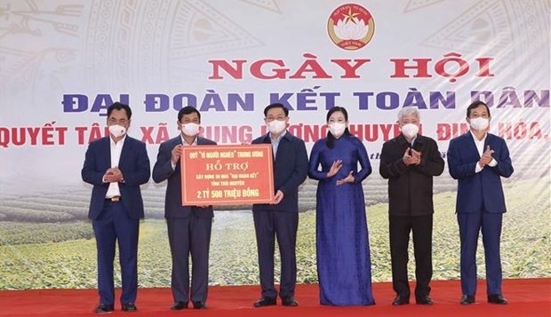 Presidente del Parlamento vietnamita participa en Festival de Gran Unidad Nacional en provincia de Thai Nguyen hinh anh 1
