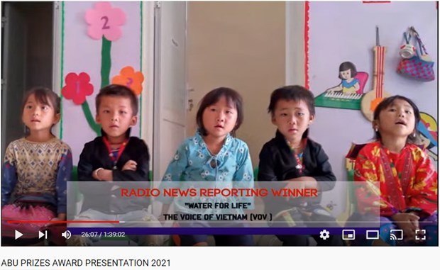 La Voz de Vietnam gana dos premios en concurso regional hinh anh 3