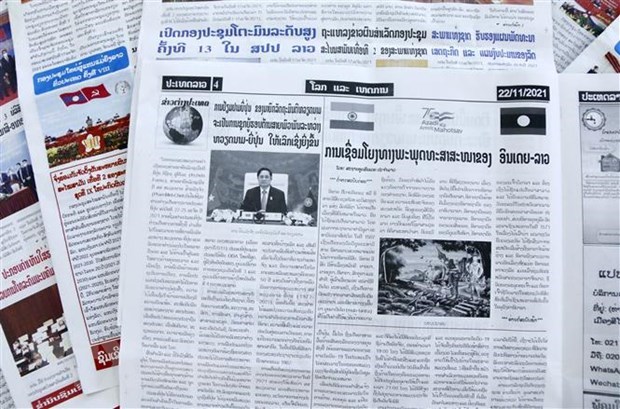 Periodico laosiano resalta significado de visita a Japon del Primer ministro vietnamita hinh anh 2