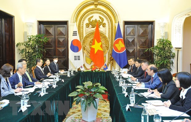 Realizan consulta a nivel viceministerial sobre relaciones ASEAN-Corea del Sur hinh anh 1