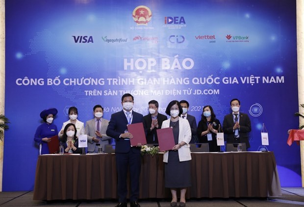 Lanzaran pabellon nacional de Vietnam en plataforma china JD.com hinh anh 2