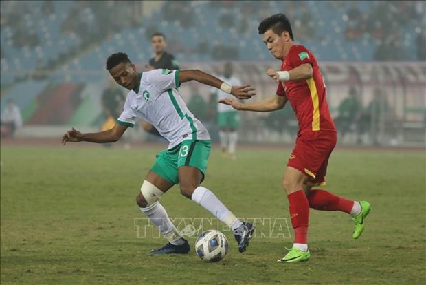 Delantero vietnamita figura entre 10 futbolistas mas esperados en Copa AFF Suzuki hinh anh 2