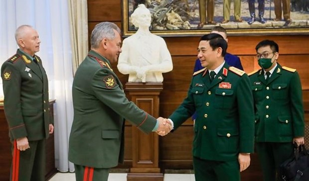 Vietnam y Rusia acuerdan fomentar cooperacion en defensa hinh anh 1