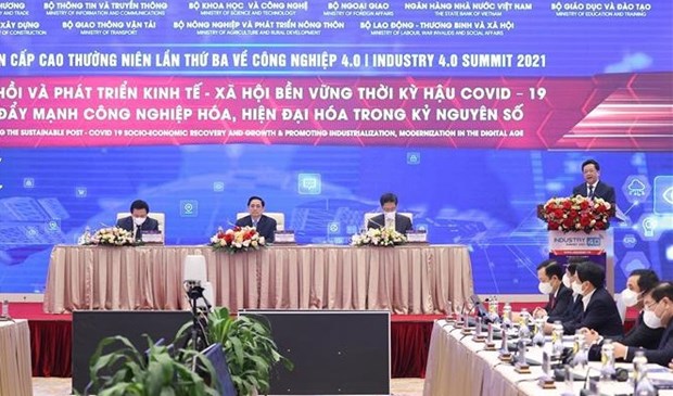 Vietnam identifica al ser humano como centro y fuerza motriz para el desarrollo hinh anh 2