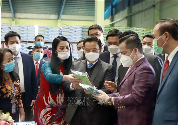Presidente de la Asamblea Nacional de Laos visita la provincia vietnamita de Vinh Phuc hinh anh 1