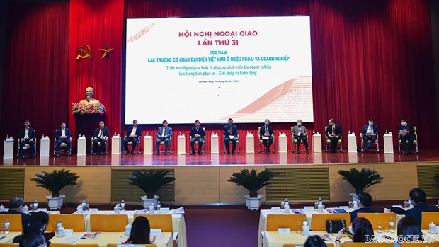 Buscan agilizar diplomacia economica para favorecer progreso de Vietnam hinh anh 1