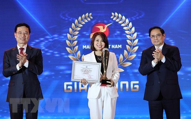 Concurso promueve productos de tecnologia digital de Vietnam en 2021 hinh anh 1
