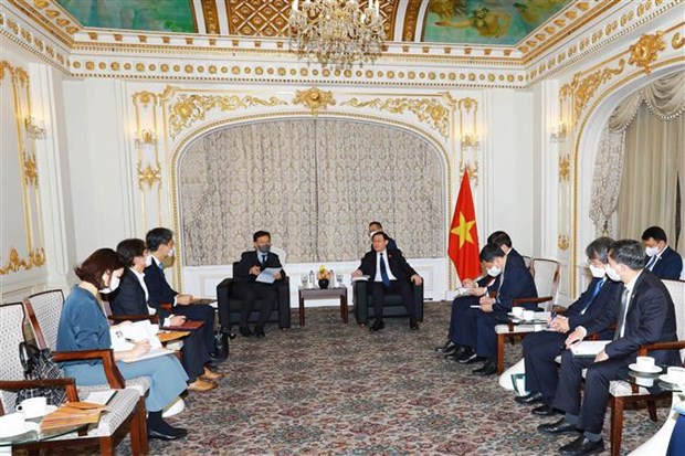 Presidente de la Asamblea Nacional de Vietnam prosigue actividades en Corea del Sur hinh anh 2