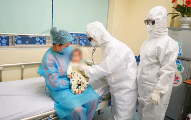 FPNU dona equipos medicos a Vietnam para control del COVID-19 hinh anh 1