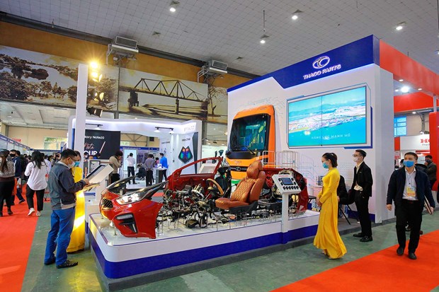 Exhibicion promueve industrias auxiliar y manufacturera de Vietnam hinh anh 1