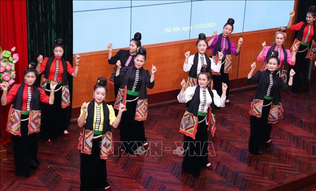 Vietnam recibe con alegria el reconocimiento de la danza Xoe como Patrimonio de la Humanidad hinh anh 2