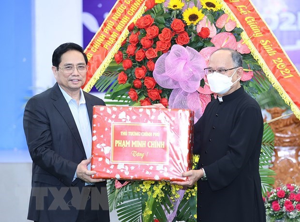 Felicitan a comunidad catolica en diocesis de provincia vietnamita por Navidad hinh anh 1
