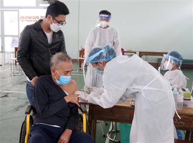 Vietnam registra mas de 16 mil casos nuevos del COVID-19 hinh anh 1