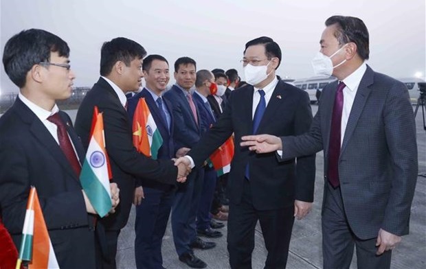 Presidente de la Asamblea Nacional de Vietnam concluye visitas a Corea del Sur y la India hinh anh 1