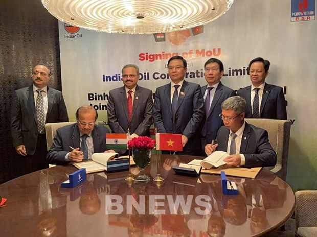 Empresas vietnamitas e indias cooperan en proyectos de refinerias petroquimicas hinh anh 1