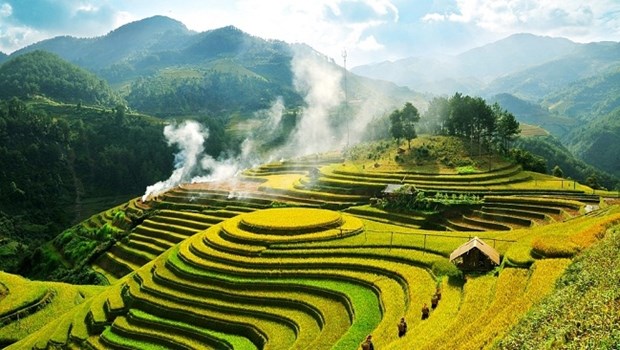 Destinos turisticos seguros abren oportunidades para el turismo de Vietnam hinh anh 2