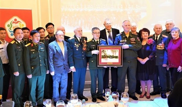 Agradecen a veteranos rusos por respaldo a Vietnam en la pasada guerra hinh anh 1