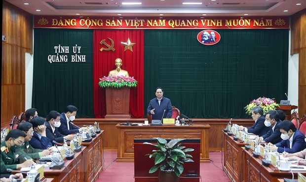 Instan a provincia centrovietnamita de Quang Binh a mejorar desarrollo infraestructural hinh anh 1