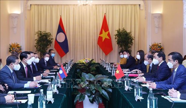 Efectuan octava consulta politica entre Vietnam y Laos hinh anh 1
