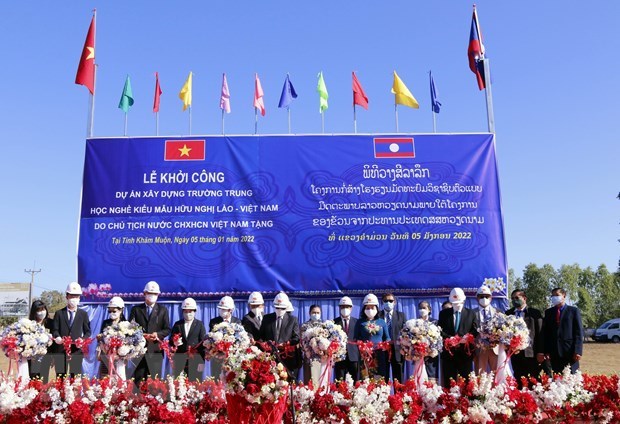 Comienza construccion de escuela vocacional de amistad Laos-Vietnam hinh anh 1