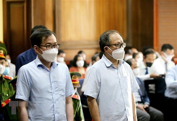 Sentencia a 10 anos de carcel a exdirigente de Ciudad Ho Chi Minh hinh anh 1