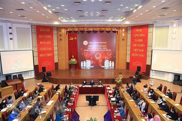 Celebran en Vietnam foro sobre carrera por vacunas contra el COVID-19 hinh anh 2