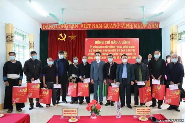 Felicitan a las etnias minoritas en la provincia vietnamita de Lai Chau en ocasion del Tet hinh anh 1