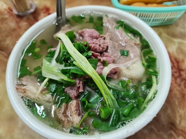 Pho Bo de Vietnam entre las 20 mejores sopas del mundo, segun CNN hinh anh 1