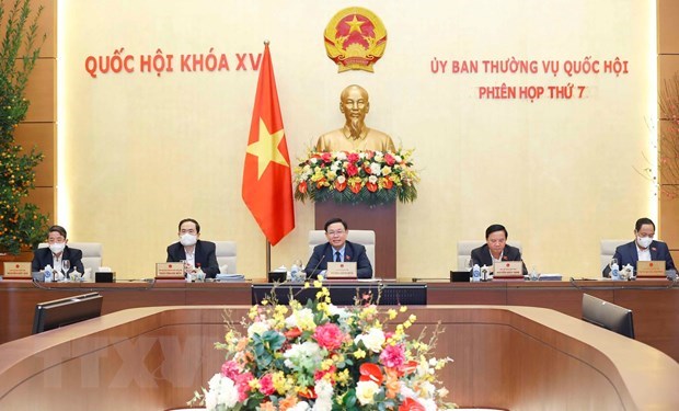 Comite Permanente de la Asamblea Nacional de Vietnam cierra su VII reunion hinh anh 1