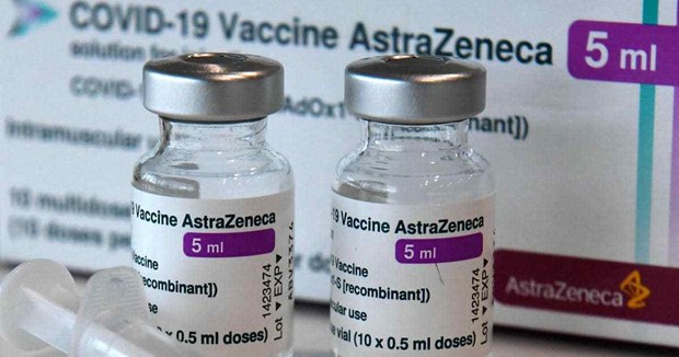Premier vietnamita pide a AstraZeneca mantener suministro de vacuna contra el COVID-19 hinh anh 1