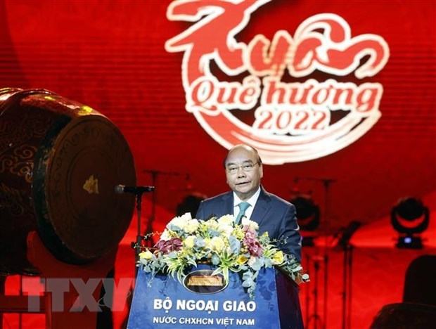 Presidente de Vietnam asiste al programa 