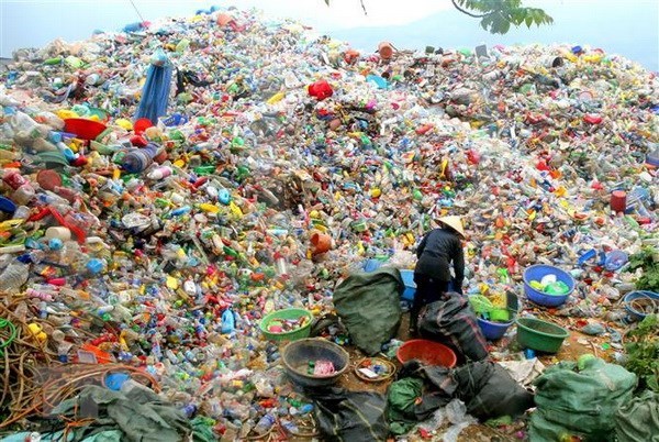 Lanzan en Vietnam campana para combatir residuos plasticos hinh anh 1