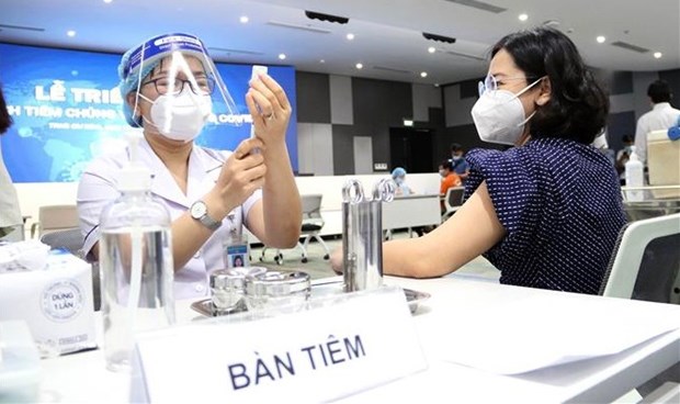 Ciudad Ho Chi Minh realizara vacunacion contra el COVID-19 durante asueto por el Tet hinh anh 1