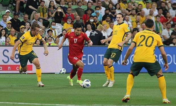 Copa Mundial 2022: Vietnam pierde 0-4 ante Australia hinh anh 1