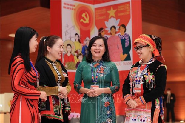 Mujeres vietnamitas aspiran a promover su papel en la nueva era hinh anh 2