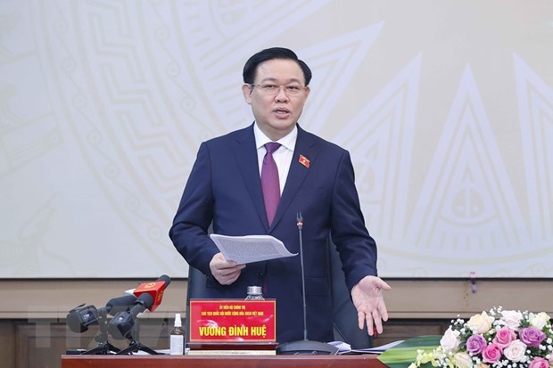 Presidente del Parlamento vietnamita urge a Hai Phong a renovar su modelo de crecimiento hinh anh 1