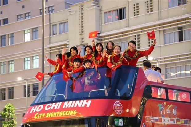 Ciudad Ho Chi Minh da bienvenida a jugadoras de seleccion nacional de futbol femenino hinh anh 1